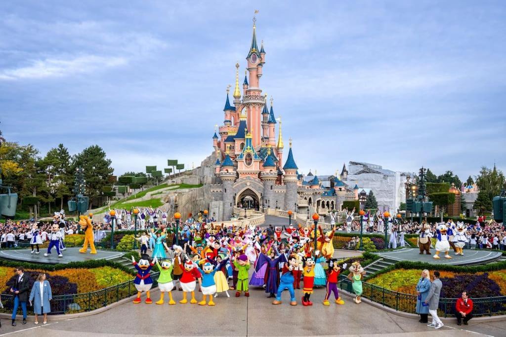 Disney 'Xperience - Parc 10 Min - 3Pers Esbly 外观 照片
