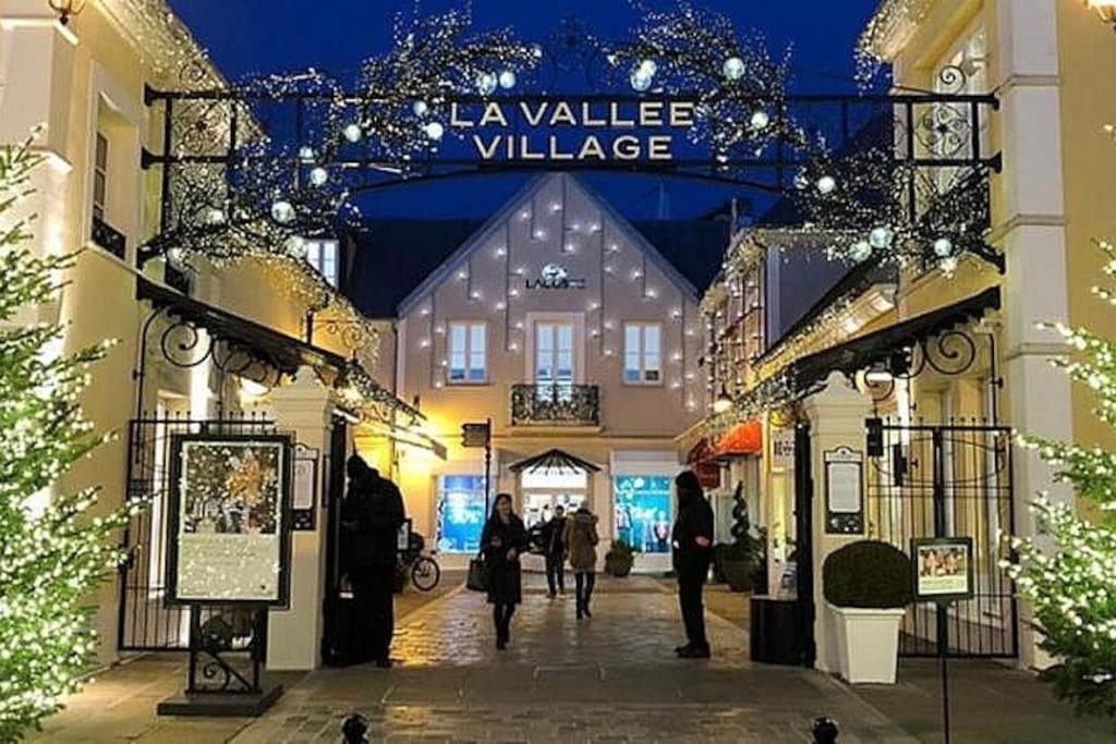 Disney 'Xperience - Parc 10 Min - 3Pers Esbly 外观 照片